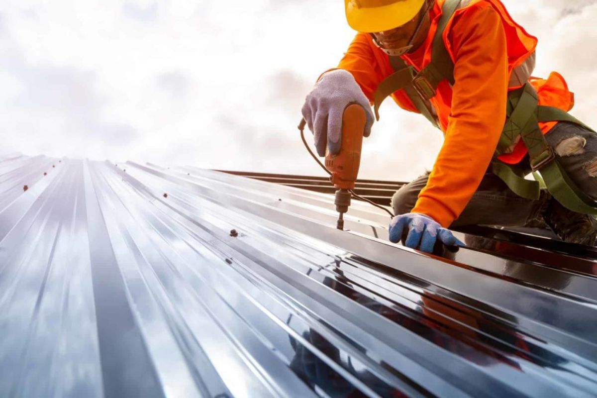 Understanding Commercial Roofing Warranties
